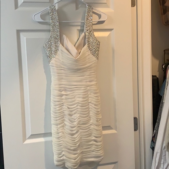 White formal dress - Picture 2 of 2